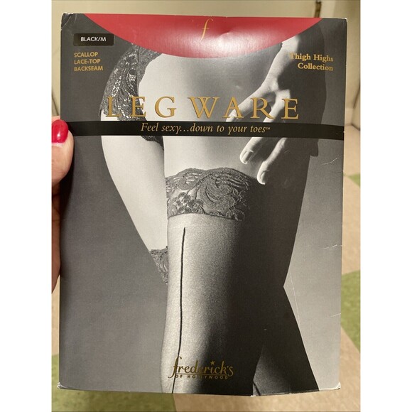 Frederick's of Hollywood Legware Scallop Lace Top Thigh High Stockings BLACK/M - Picture 1 of 4